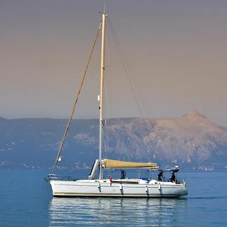 Sun Odyssey 43id