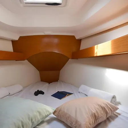 Sun Odyssey 43id Bateau-hôtel